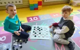 1 (10)