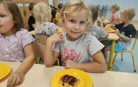 Milenka i gofry z powidłami.