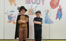 Leonard i Marcel na pokazie bajkowej mody