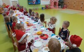 Poczęstunek z okazji Mikołajek