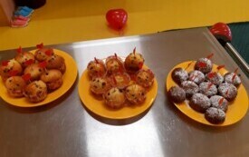 Walentynkowe wypieki grupy ,,Motylki''.