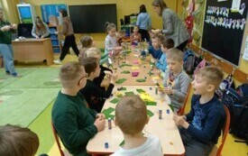 Jeżyki tworzą palmy