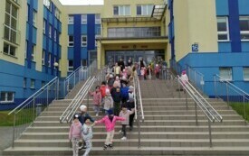 Grupa Biedronki i Smerfy na wycieczce w Ostrołęce.