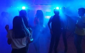 Taneczne wigibasy uczni&oacute;w z klasy 5