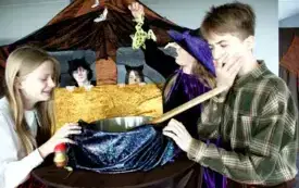 1. Członkowie grupy STOP w przedstawieniu Czarownica Higienica