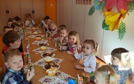 Poczęstunek w grupie Żabek.