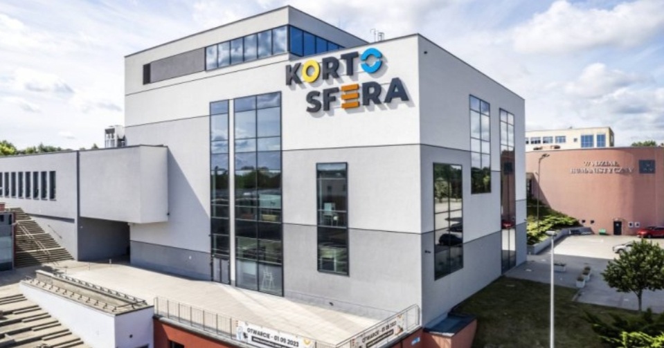 Zdjęcie do Wycieczka do Kortosfery i Parku Trampolin w Olsztynie