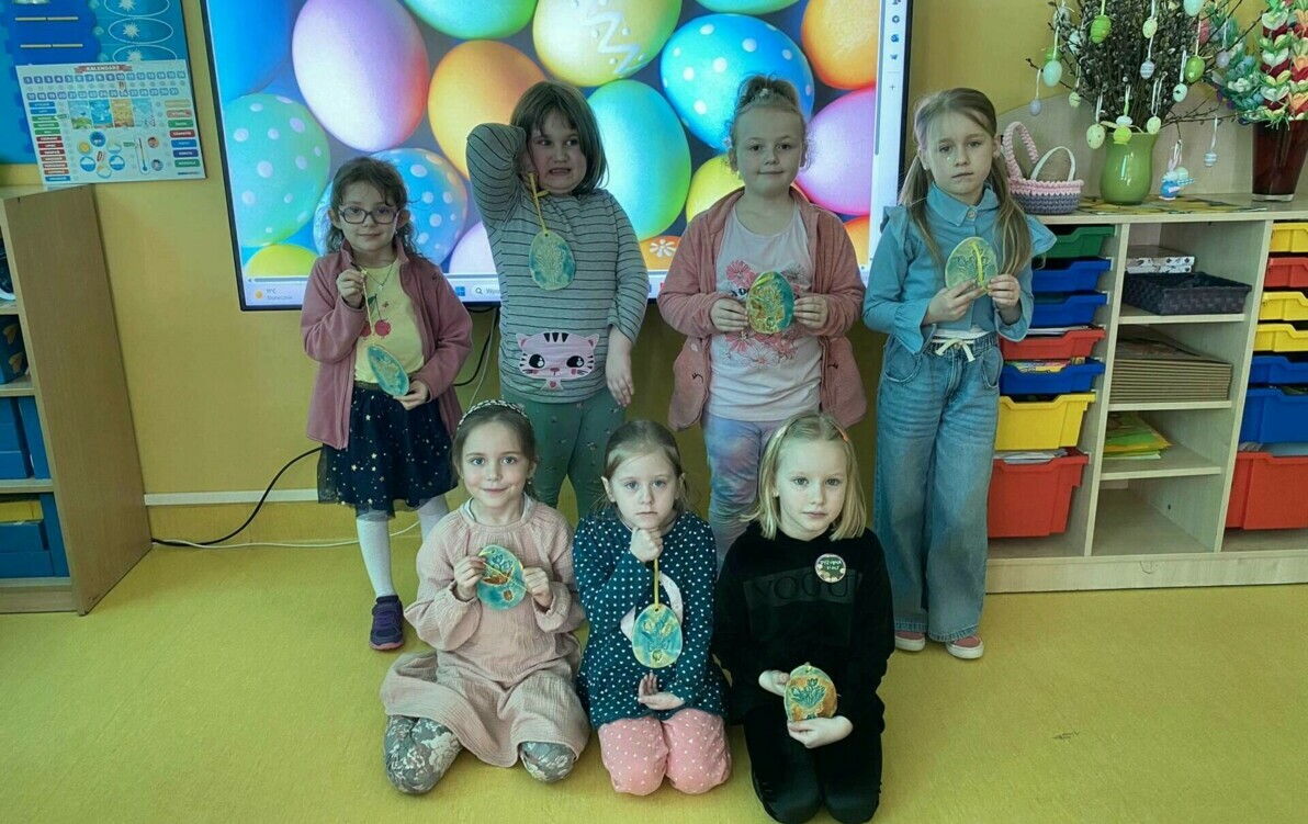 Zdjęcie do CERAMICZNE OZDOBY WIELKANOCNE &ndash; warsztaty w zer&oacute;wce
