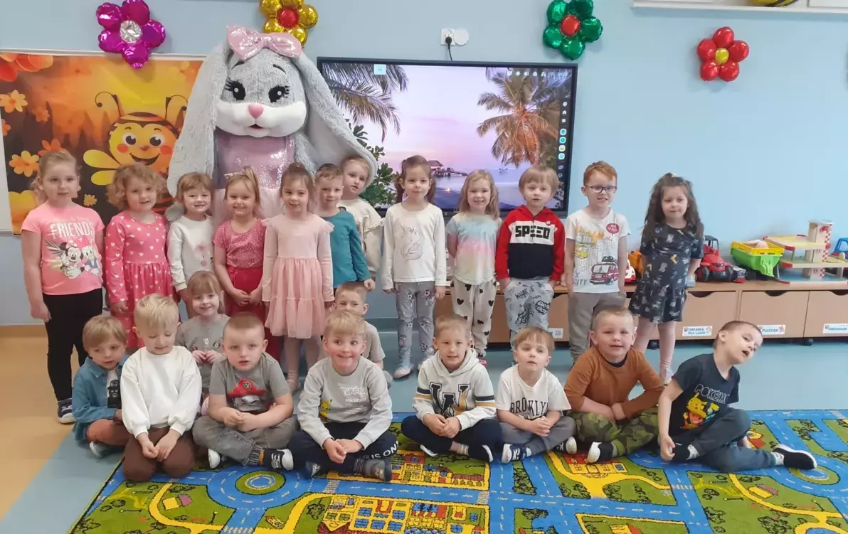 Zdjęcie do Wielkanocne zabawy z Panią Kr&oacute;lisiową