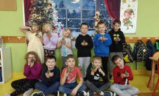 Zdjęcie do Świąteczne przygotowania w grupach Jeżyk&oacute;w i S&oacute;wek