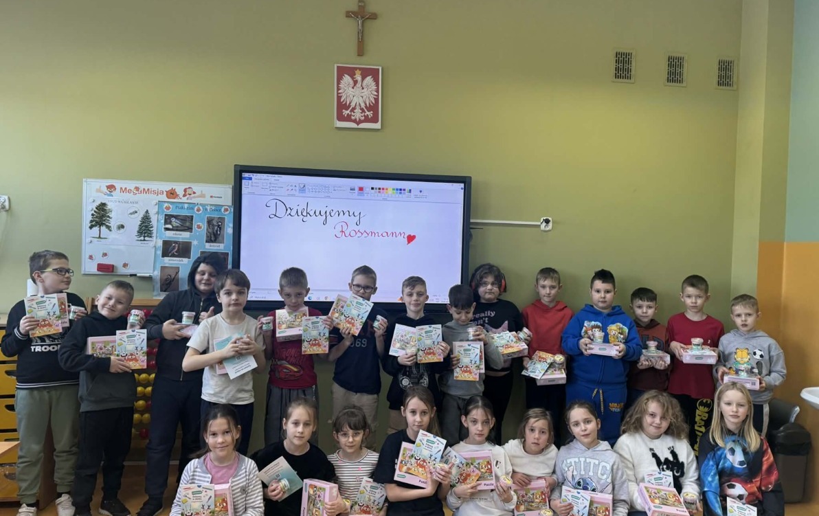 Zdjęcie do Wielki sukces klasy II w og&oacute;lnopolskim konkursie &bdquo;Święta w Czyściochowie&rdquo; 