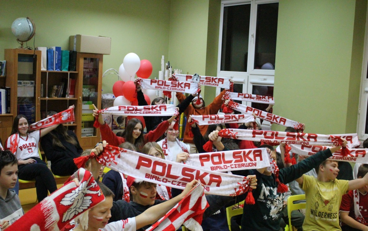 Zdjęcie do "Strefa kibica" w szkole