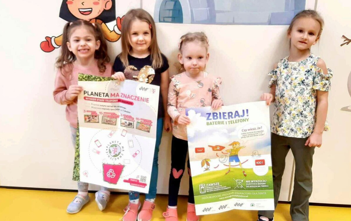 Zdjęcie do Uwaga! Przedszkolaki przypominają o konkursie ,,Zbieraj baterie''