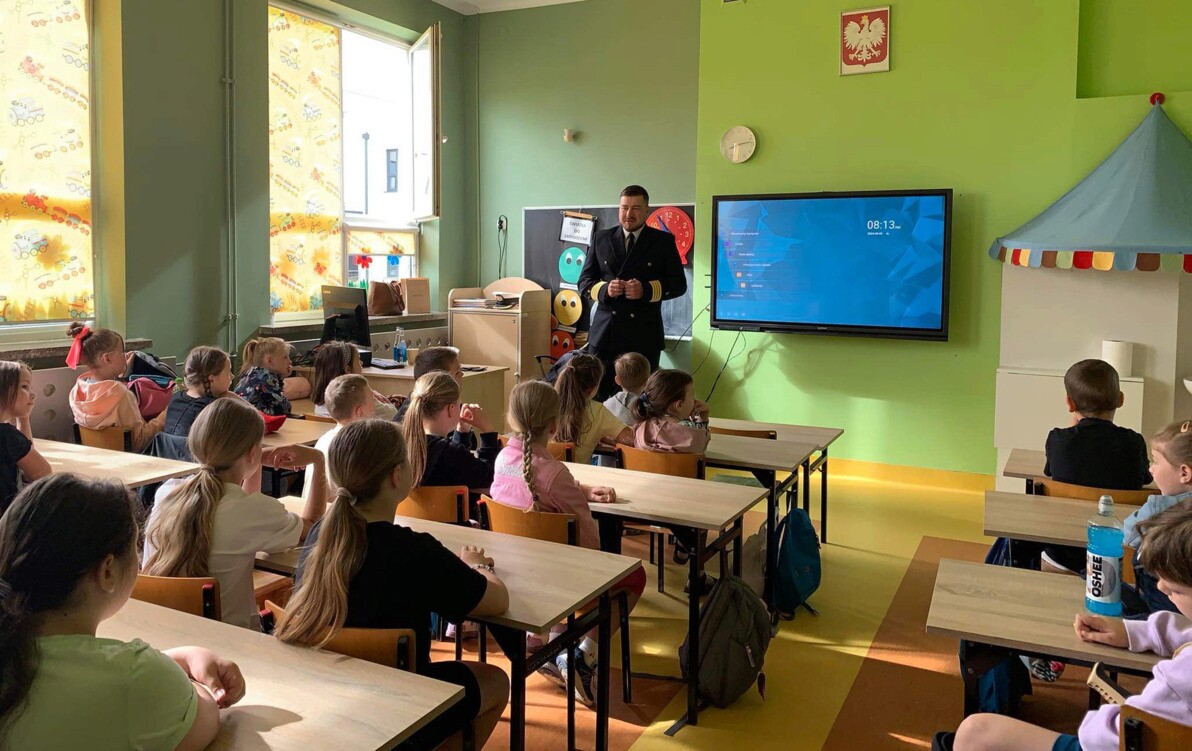 Zdjęcie do Spotkanie z marynarzem z okazji Światowego Dnia Ocean&oacute;w