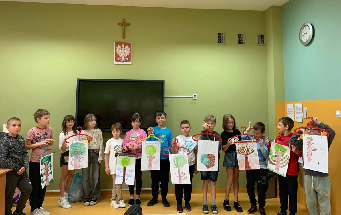 Zdjęcie do Podsumowanie projektu &bdquo;Czytam z klasą - lekturki spod chmurki&rdquo;
