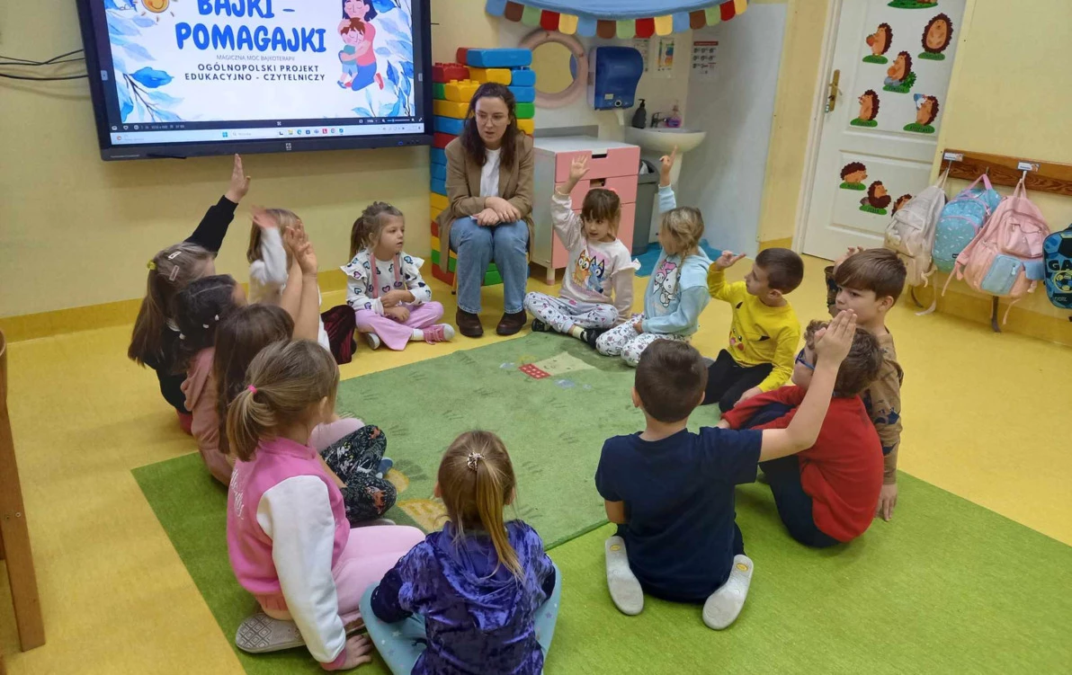 Zdjęcie do Bajki Pomagajki i rozwiązywanie konflikt&oacute;w r&oacute;wieśniczych. 