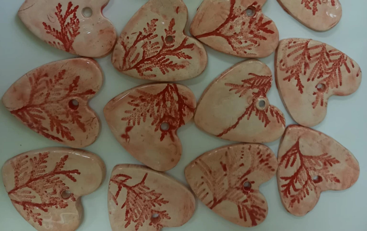 Zdjęcie do Ceramiczny prezent z okazji Dnia Babci i Dziadka