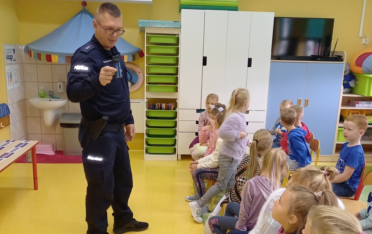 Zdjęcie do Spotkanie z tatą - Policjantem