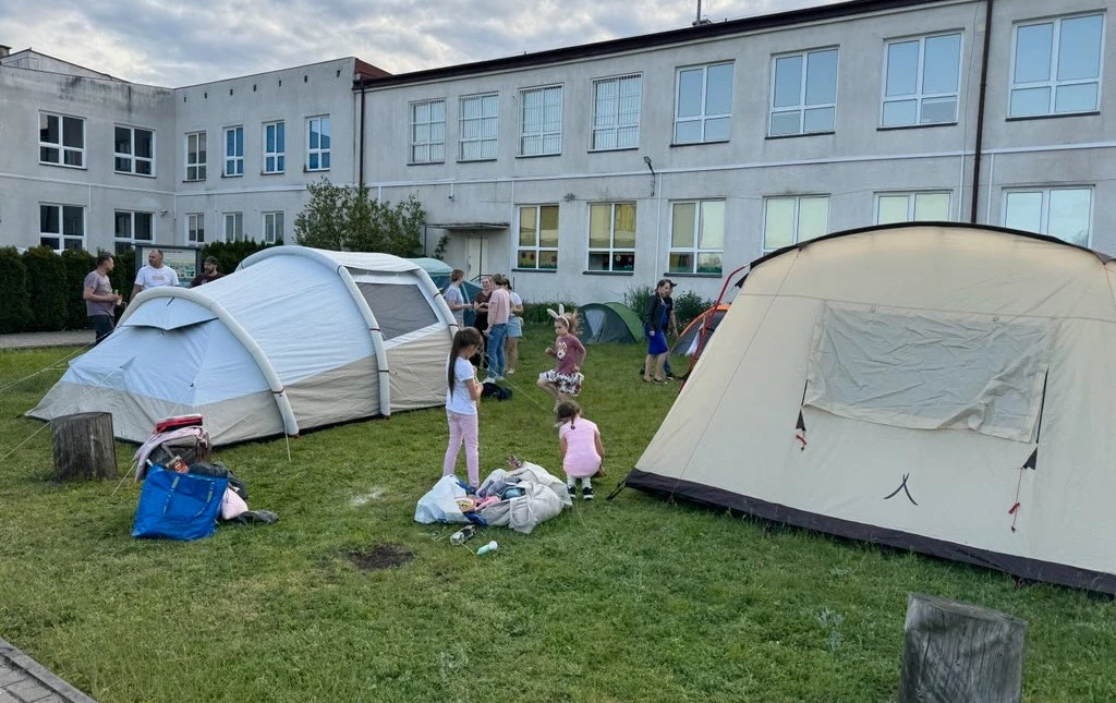 Zdjęcie do Noc pełna magii &ndash; pierwsza klasa pod namiotami