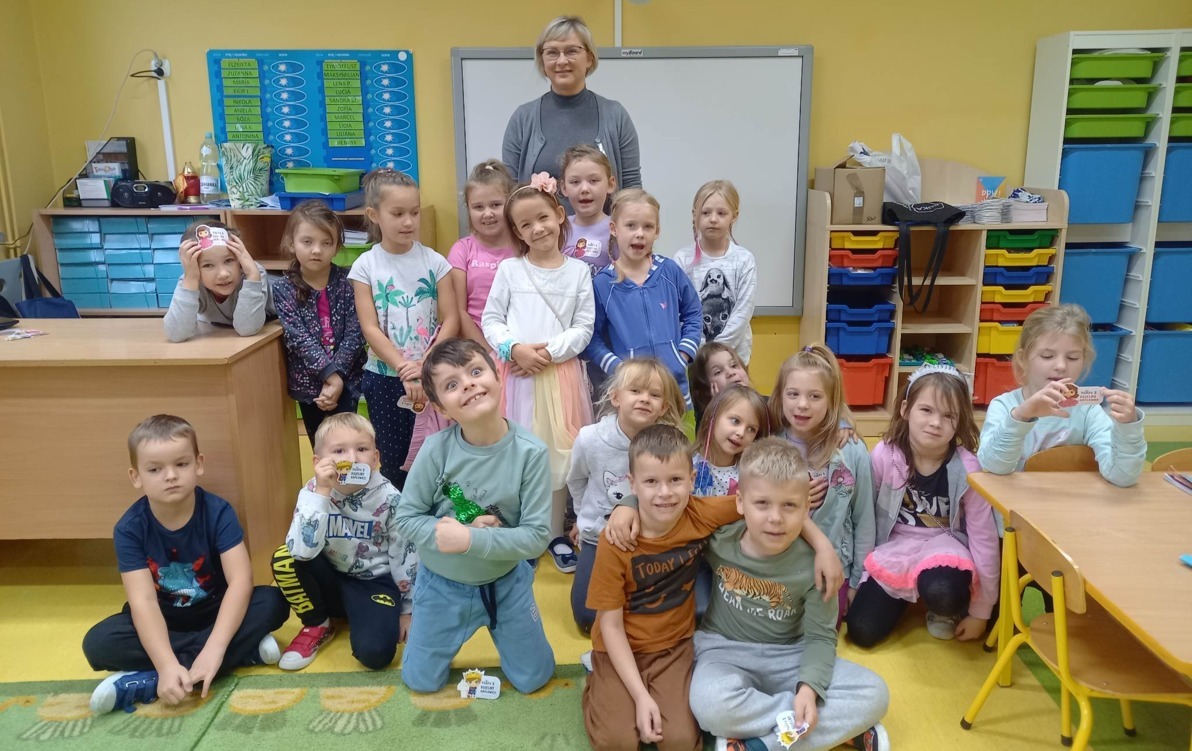 Zdjęcie do Dbamy o zdrowie - spotkanie z pielęgniarką w klasach 0-III
